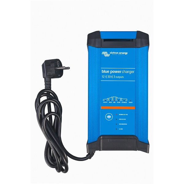 Chytrá nabíjačka batérií BlueSmart 12V/30A (1) IP22