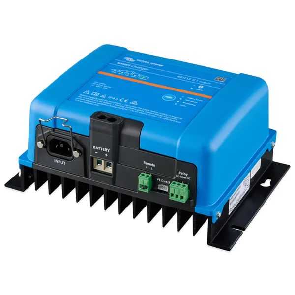 Nabíjačka Victron Energy Smart IP43 Charger 48/13 (1)